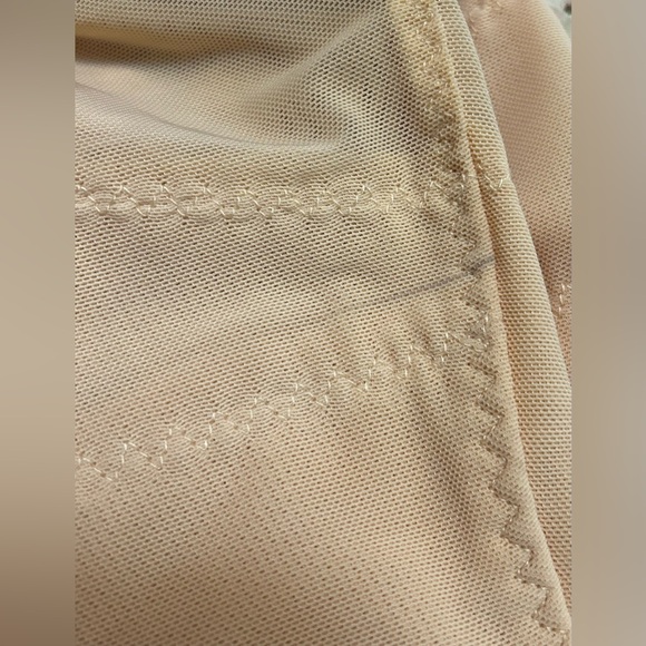 ARDYSS Abdo Woman Abdomen Control and Back Support - Size Large -Color Tan/Beige - Picture 10 of 11